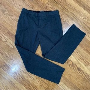 *EUC* Banana Republic Jackson Fit dress pant. Dark Grey. Size 6.